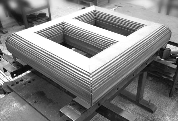 N&Uacute;CLEO LAMINADO